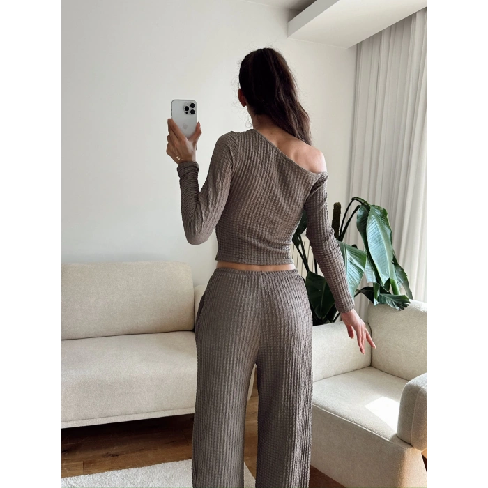Kayık Yaka Crop & Pantolon Takım - VİZON