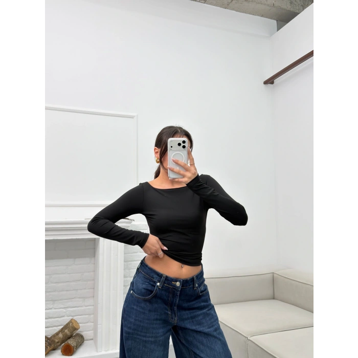 Kayık Yaka Crop - SİYAH