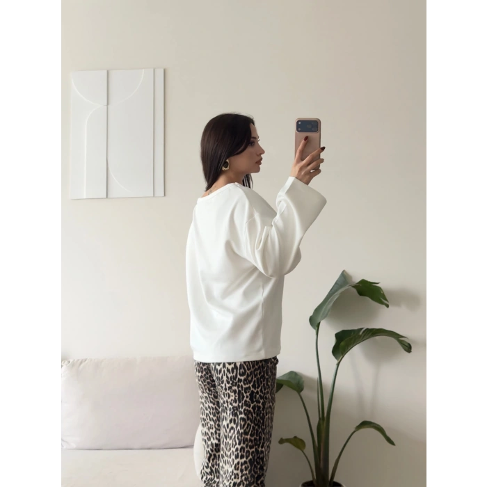 Kayık Yaka Oversize Sweat - BEYAZ