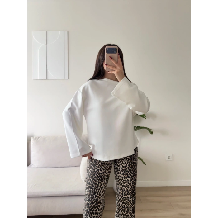 Kayık Yaka Oversize Sweat - BEYAZ