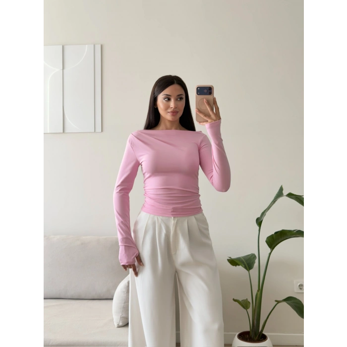 Kayık Yaka Parmak Geçmeli Bluz - PEMBE