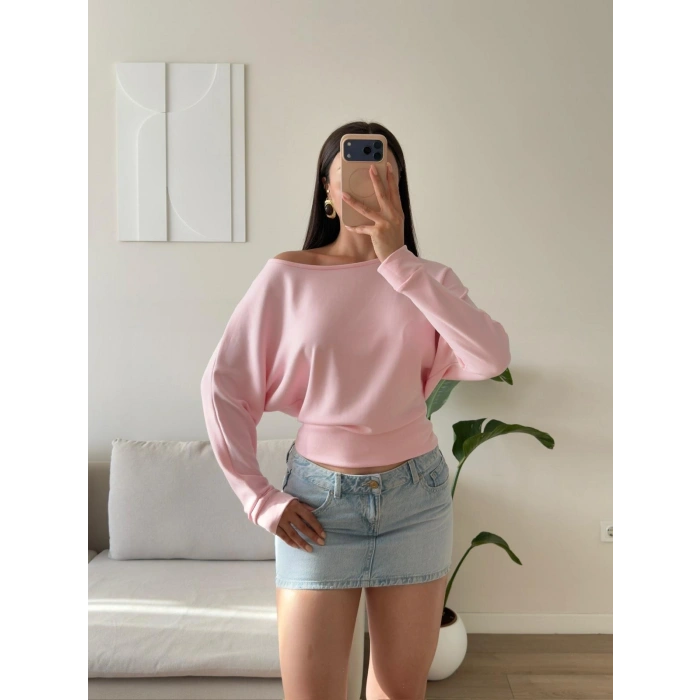 Kayık Yaka Yarasa Kol Bluz - PEMBE