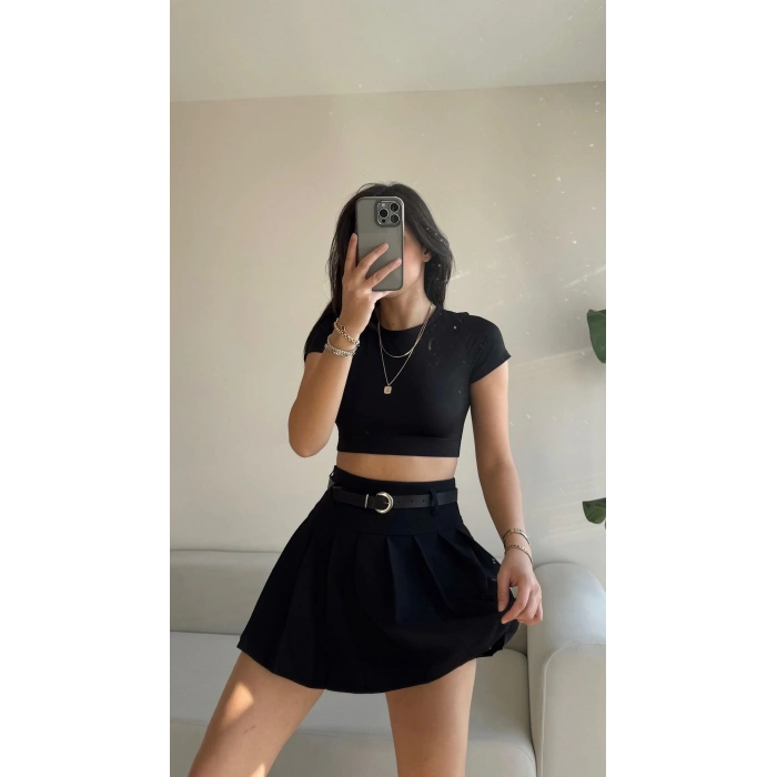 Kemerli Pileli Kloş Şort Etek-SİYAH