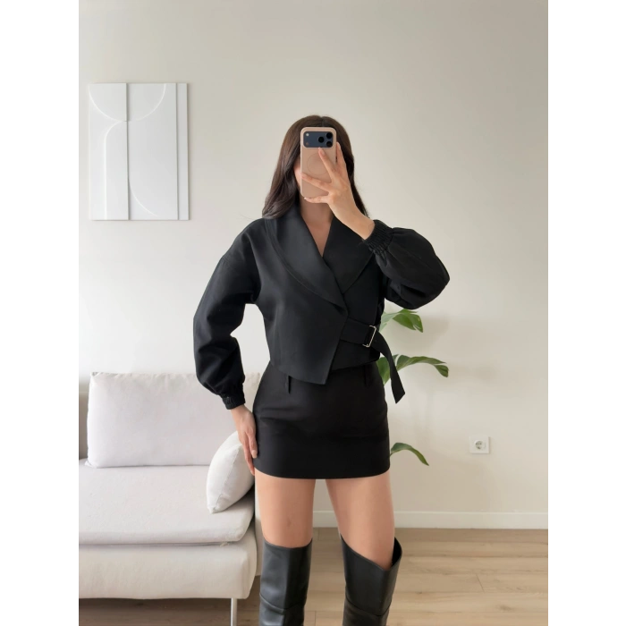 Kemerli Kruvaze Crop Ceket - SİYAH