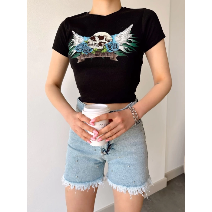 Killing Me Softly Crop T-shirt