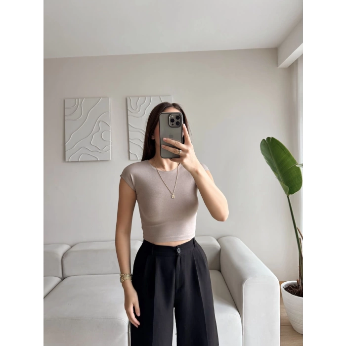 Kısa Kol Basic Crop - VİZON