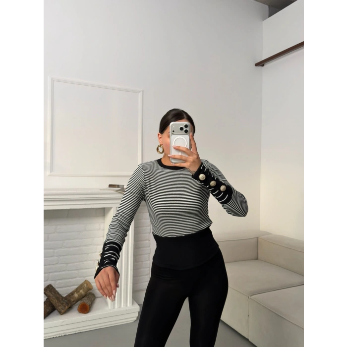 Kol Düğmeli Çizgili Bluz