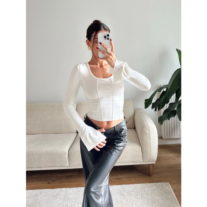 Kol Yırtmaç Biyeli Crop - BEYAZ