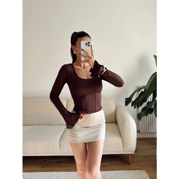 Kol Yırtmaç Biyeli Crop - KAHVE