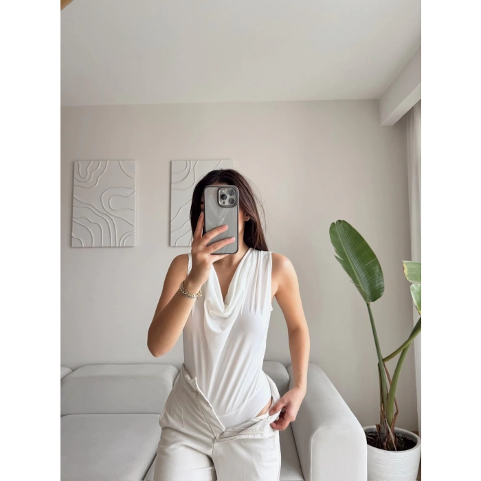 Kolsuz Degaje Bodysuit - BEYAZ