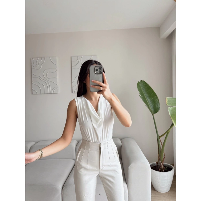 Kolsuz Degaje Bodysuit - BEYAZ