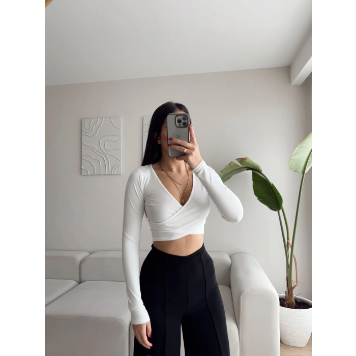 Kruvaze Crop Bluz - BEYAZ
