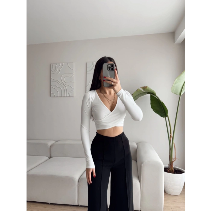 Kruvaze Crop Bluz - BEYAZ