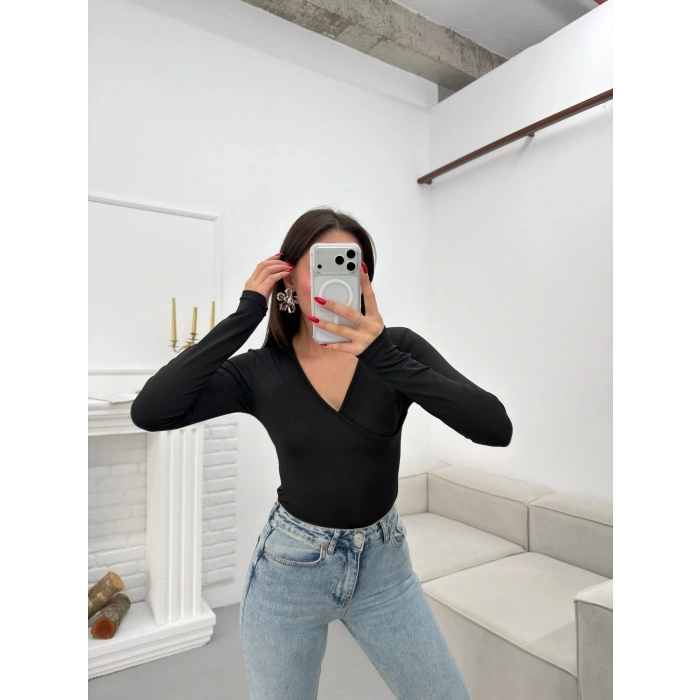Kruvaze Yaka Bodysuit - SİYAH