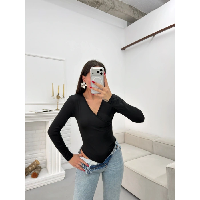 Kruvaze Yaka Bodysuit - SİYAH