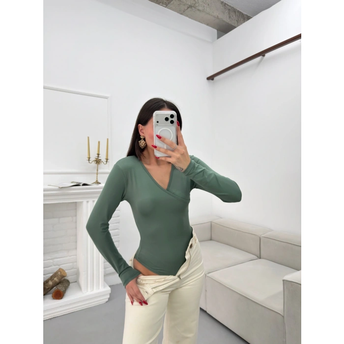Kruvaze Yaka Bodysuit - YEŞİL