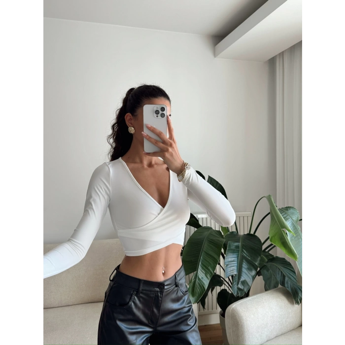 Kruvaze Yaka Crop - BEYAZ