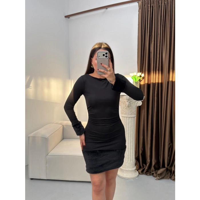 Kürk Detay Elbise - SİYAH