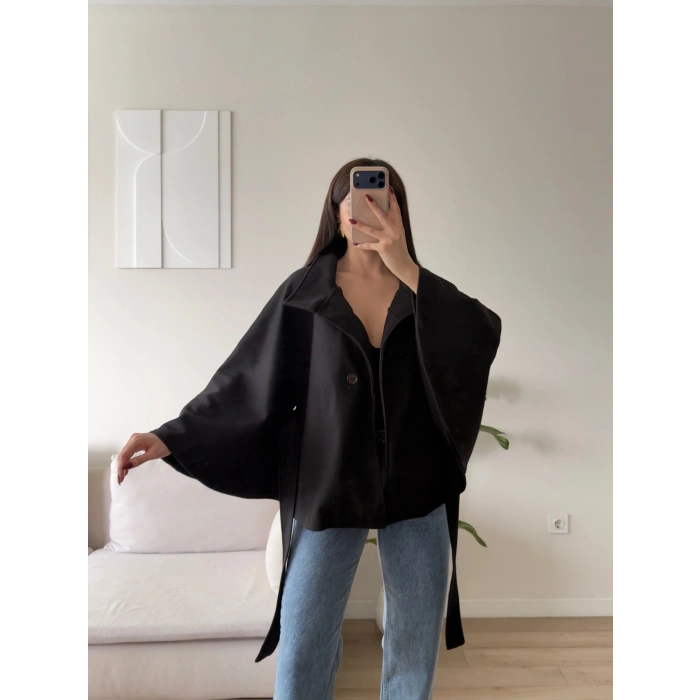 Kuşaklı Düğmeli Oversize Panço - SİYAH