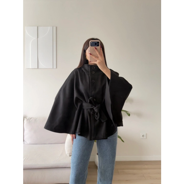 Kuşaklı Düğmeli Oversize Panço - SİYAH