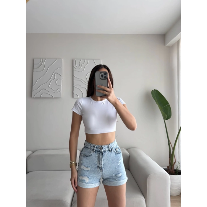 Lazer Kesim Denim Şort