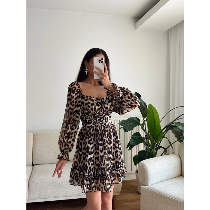 Leopar Desenli Volanlı Elbise