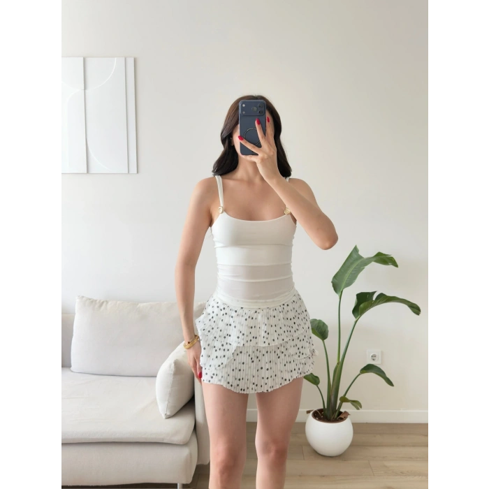 Lina Gold Aksesuar Detaylı Askılı Bluz - BEYAZ