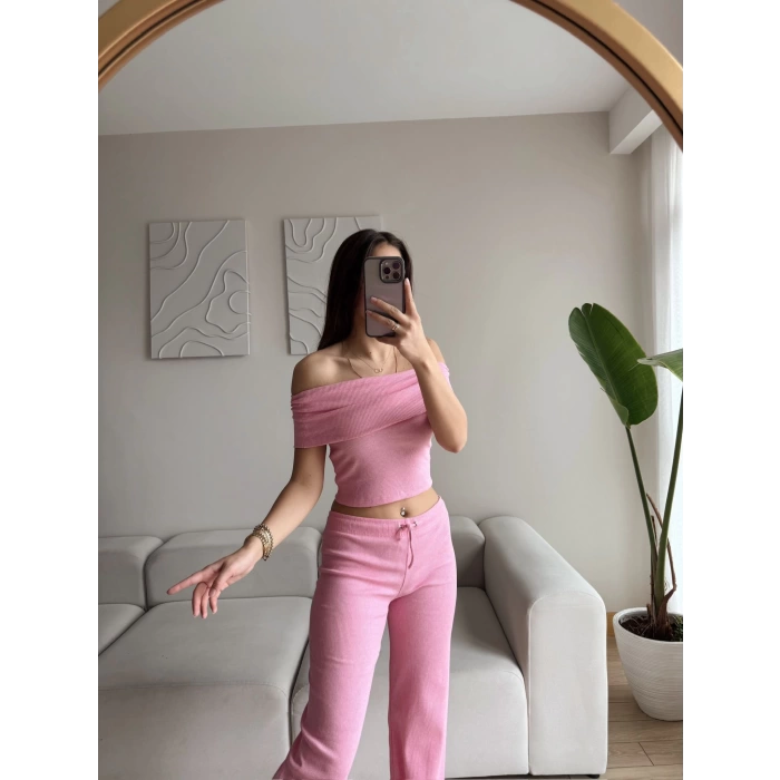 Madonna Crop & Pantolon Takım - PUDRA