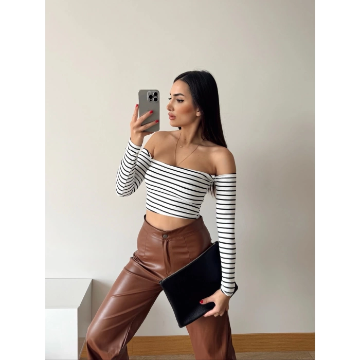 Madonna Yaka Çizgili Crop Bluz-BEYAZ