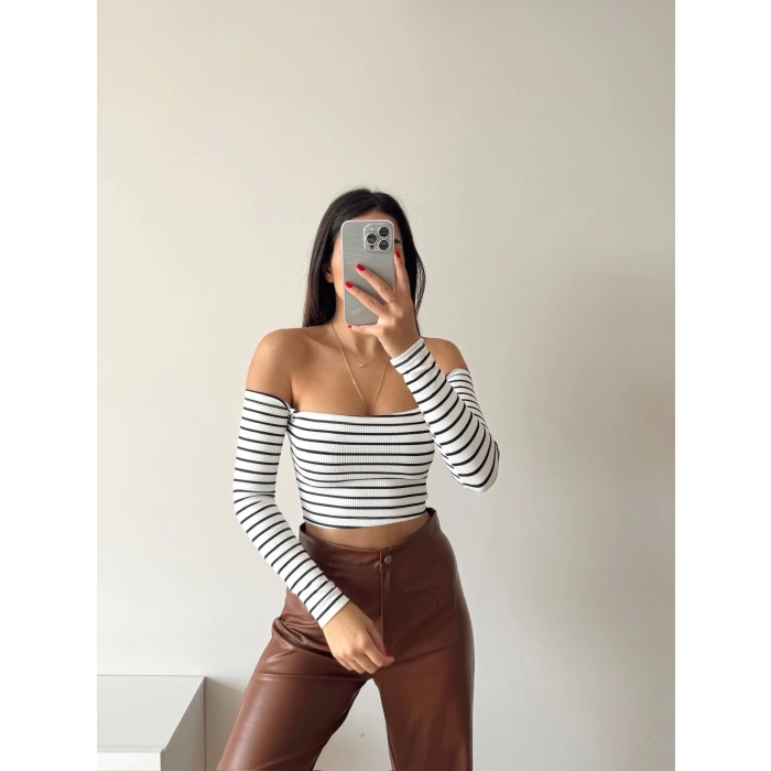 Madonna Yaka Çizgili Crop Bluz-BEYAZ