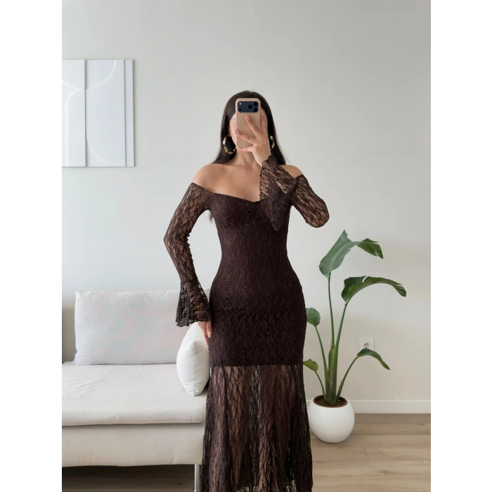 Madonna Yaka Güpürlü Maxi Elbise - KAHVE
