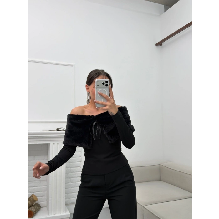 Madonna Yaka Kürklü Bluz