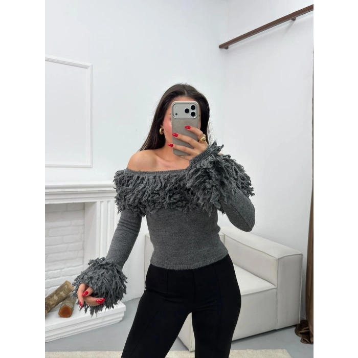 Madonna Yaka Püsküllü Kazak - ANTRASİT