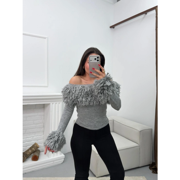 Madonna Yaka Püsküllü Kazak - GRİ