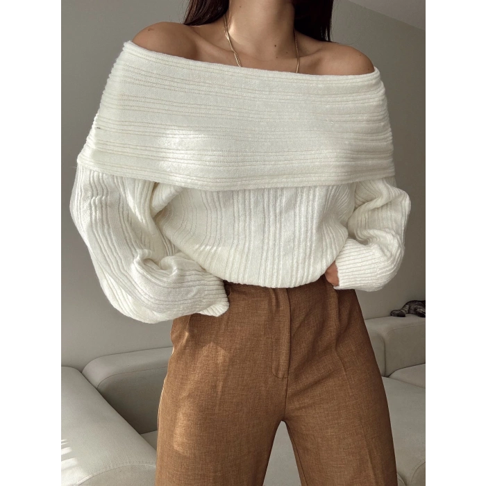 Madonna Yaka Şardonlu Kazak - EKRU