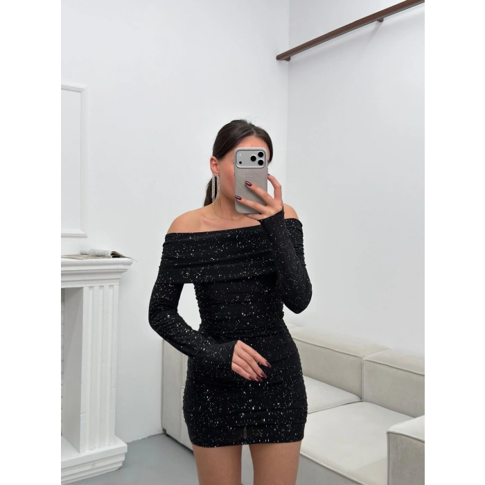 Madonna Yaka Simli Elbise - SİYAH