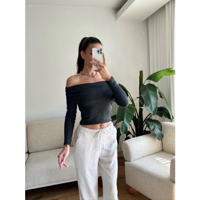 Madonna Yaka Yumoş Crop - ANTRASİT