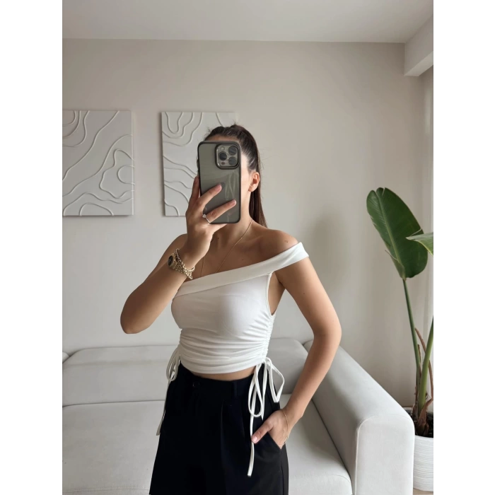 Tek Omuz Köprülü Crop - BEYAZ