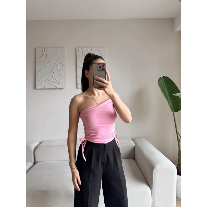 Tek Omuz Köprülü Crop - PUDRA