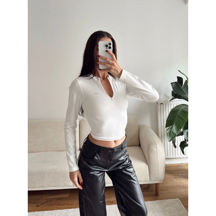 Marka Fermuar Crop - BEYAZ