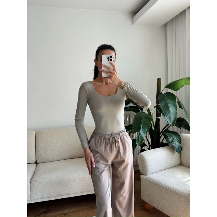 Marka Kare Yaka Bodysuit - YEŞİL