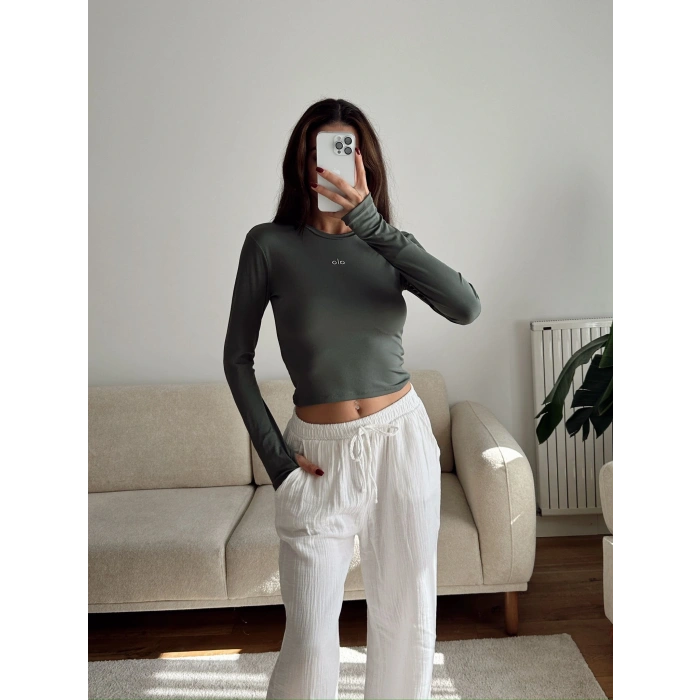 Marka Parmak Geçmeli Basic Crop - HAKİ