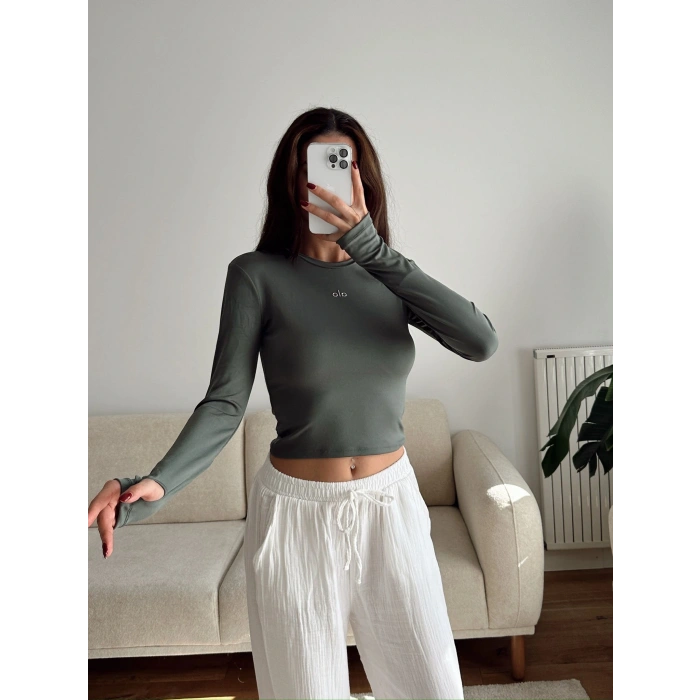 Marka Parmak Geçmeli Basic Crop - HAKİ