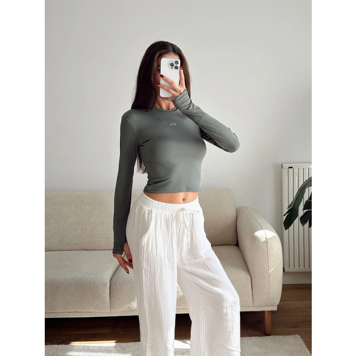 Marka Parmak Geçmeli Basic Crop - HAKİ