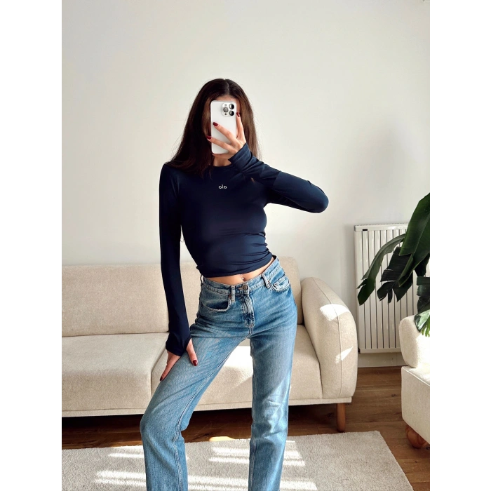 Marka Parmak Geçmeli Basic Crop - LACİVERT