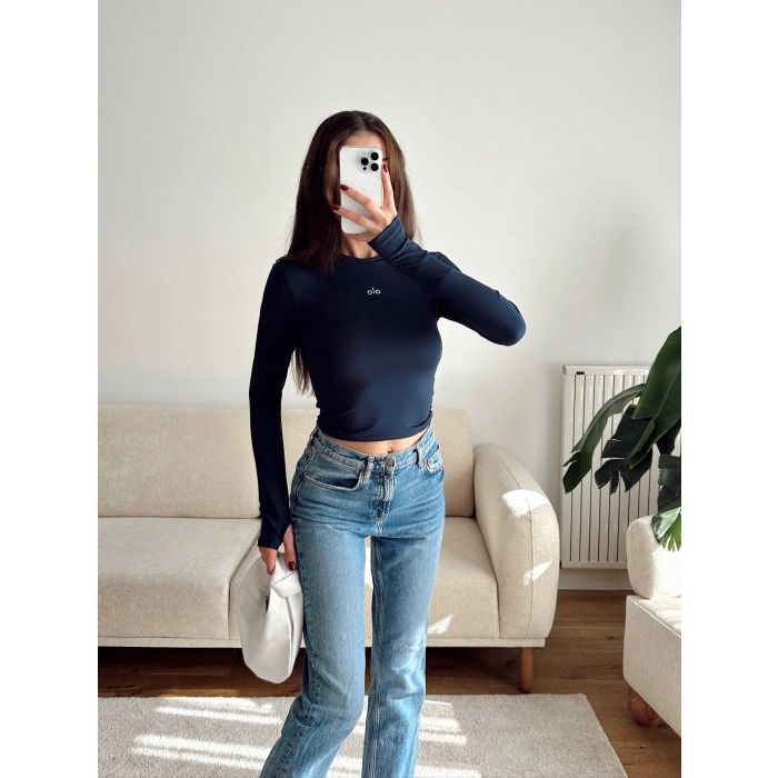 Marka Parmak Geçmeli Basic Crop - LACİVERT