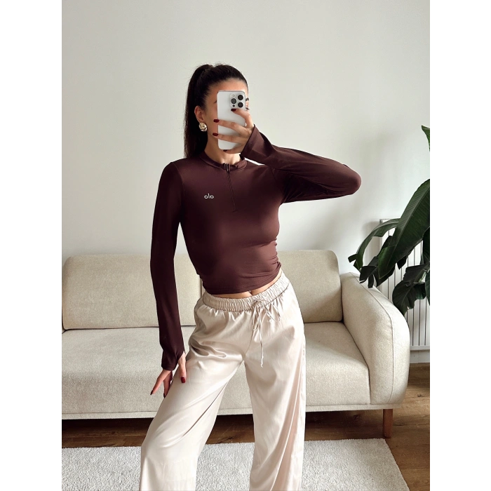 Marka Parmak Geçmeli Crop - KAHVE