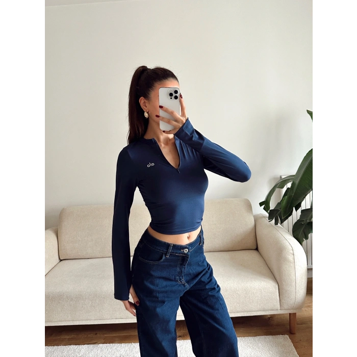 Marka Parmak Geçmeli Crop - LACİVERT