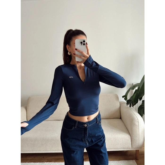 Marka Parmak Geçmeli Crop - LACİVERT