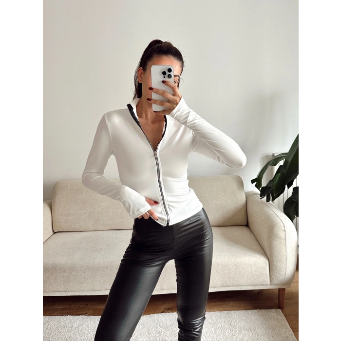 Parmak Geçmeli Sandy Ceket - BEYAZ